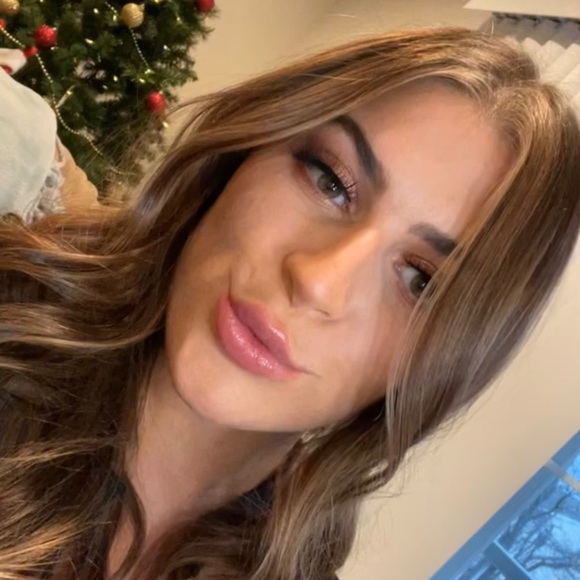 lindseym2382